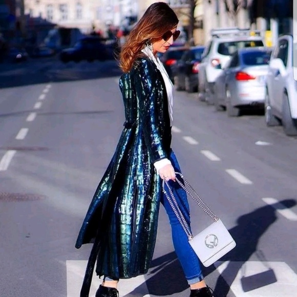 Zara Jackets & Blazers - 💥 ZARA CONTRASTING SEQUIN KIMONO NWT